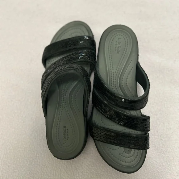 Lite Ride by Crocs Black Wedge Heel Sequin Straps Sz: 7 - Picture 2 of 7